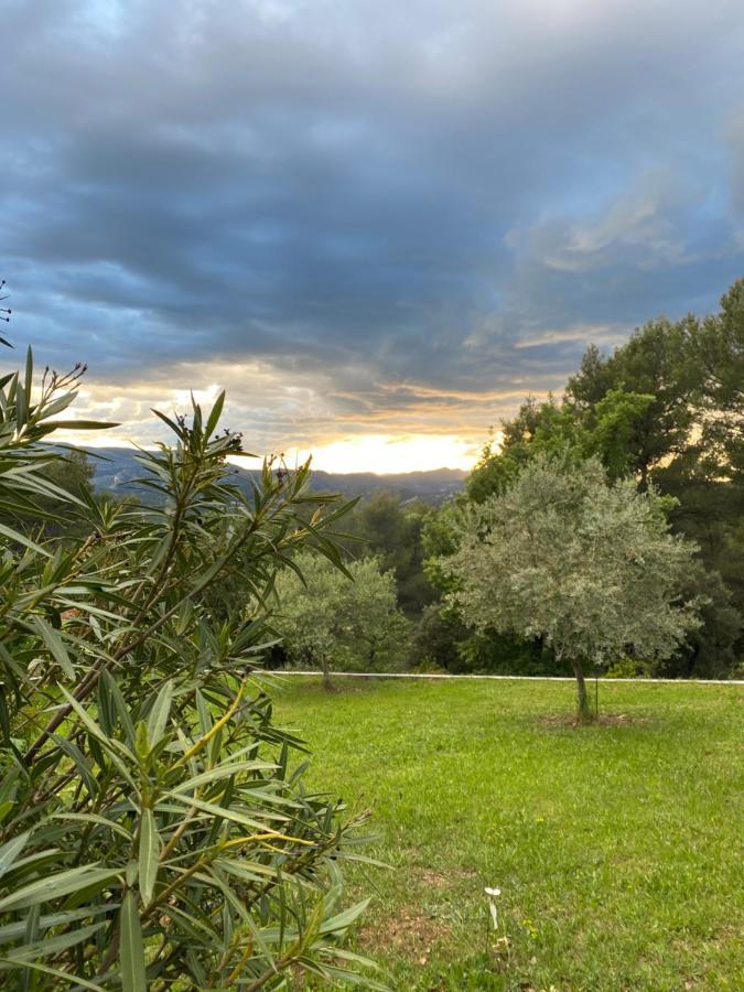 La Maison Perchee Auriol Kültér fotó
